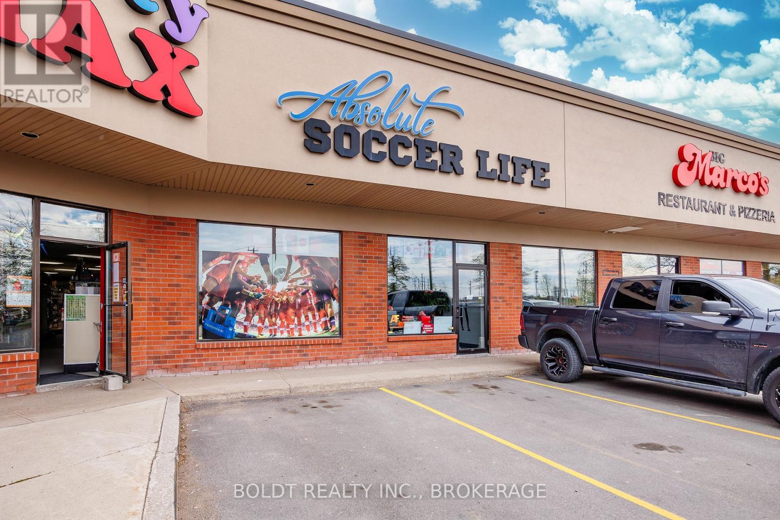 7 - 274 Fourth Avenue, St. Catharines, Ontario L2S 0B6 - Photo 1 - X13144488