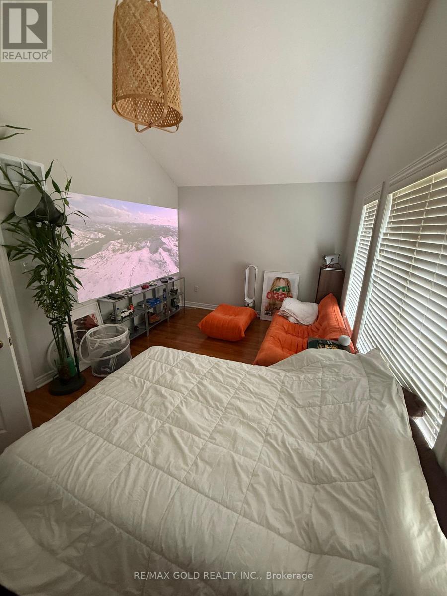 60 Swales Crescent, Brampton, Ontario  L6R 0H7 - Photo 20 - W13144348
