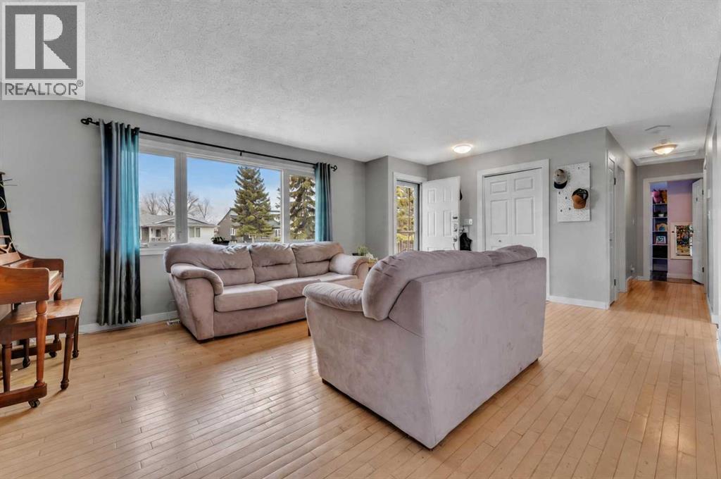20 Caledonia Drive, Leduc, Alberta  T9E 6C6 - Photo 11 - A2307927
