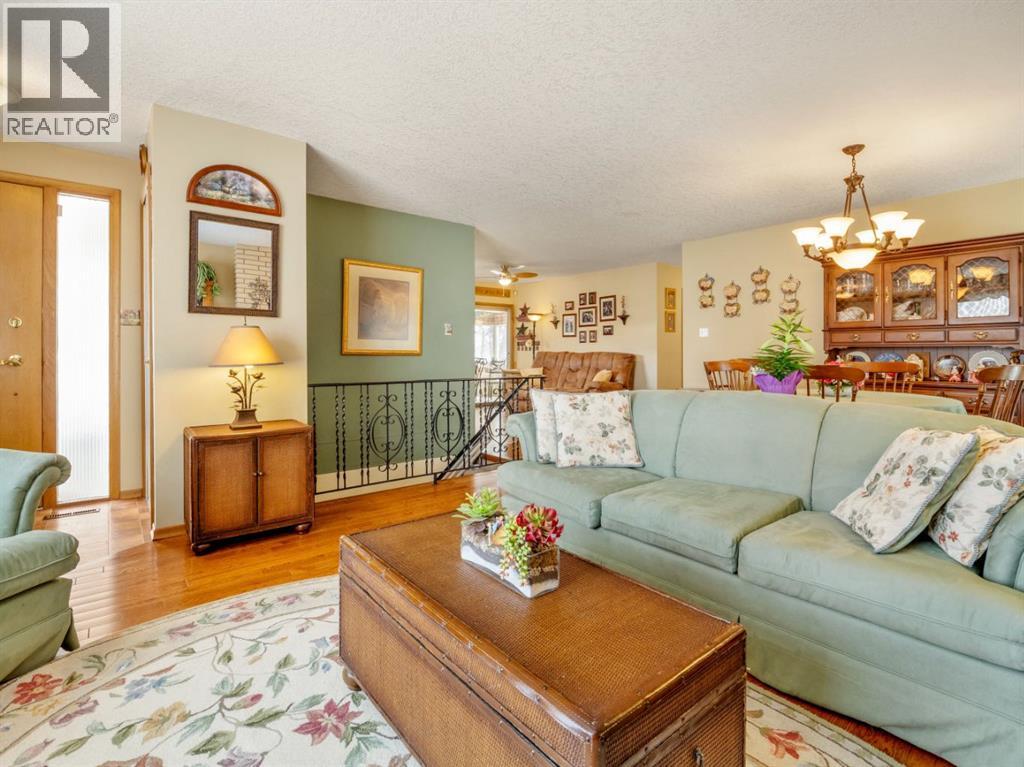 240 3 Avenue E, Cardston, Alberta  T0K 0K0 - Photo 4 - A2296958