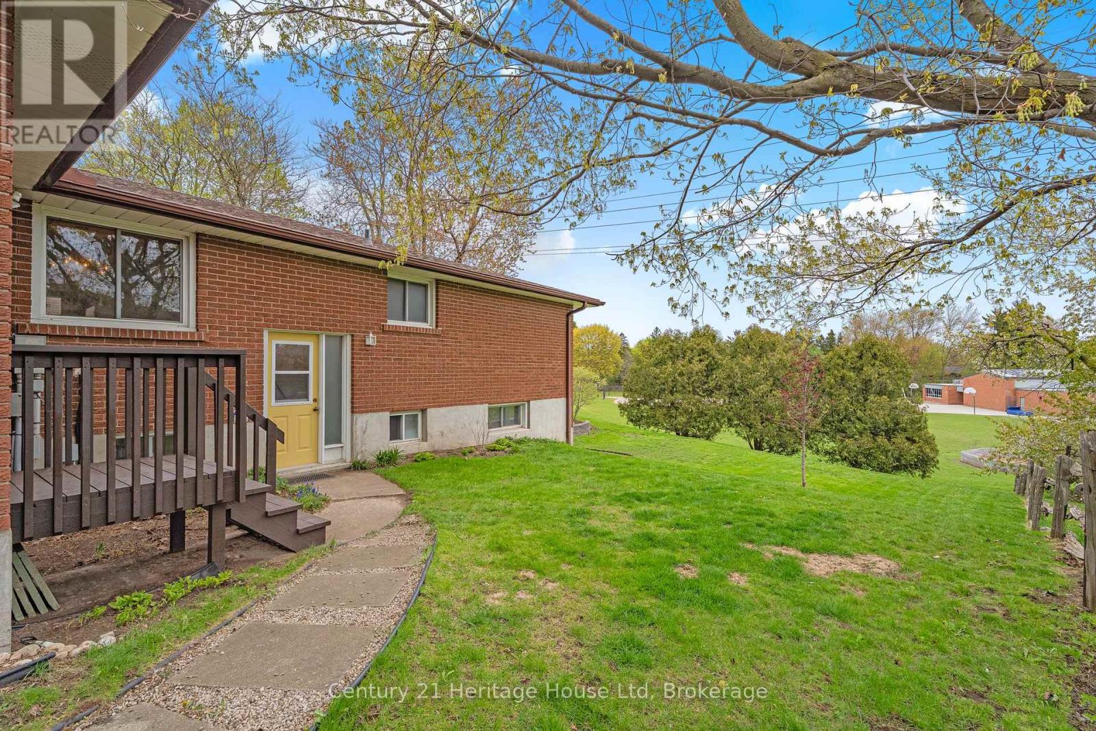 49 Vanier Drive, Guelph, Ontario  N1G 2K9 - Photo 40 - X13144428