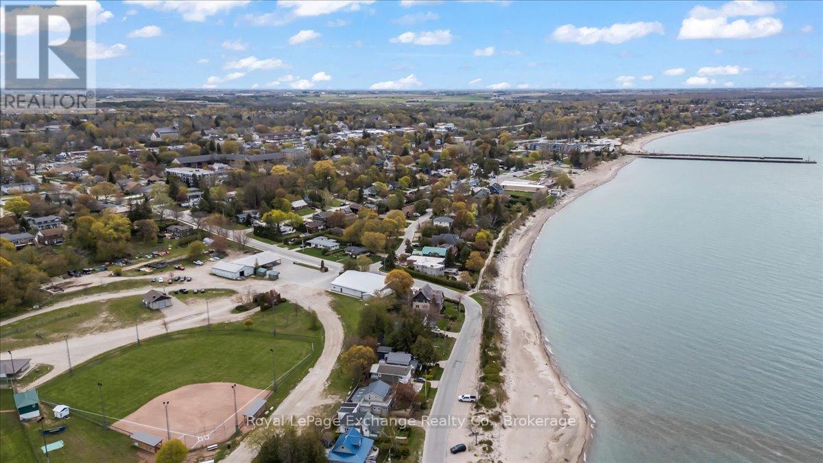 1005 Saugeen Street, Kincardine, Ontario N2Z 1J1 - Photo 5 - X13144436