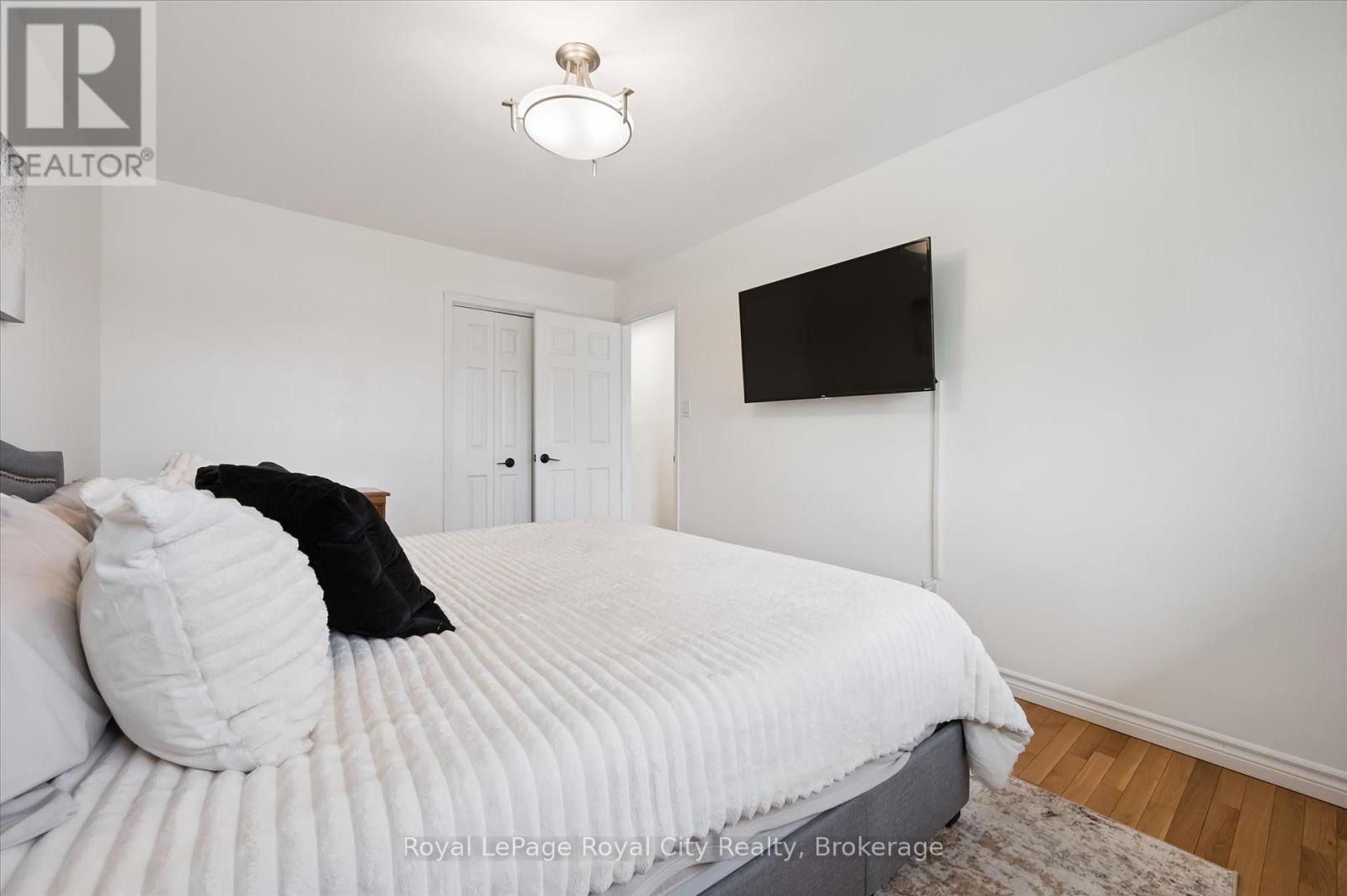 637 Cedargrove Place, Waterloo, Ontario  N2L 4Y8 - Photo 20 - X13144542