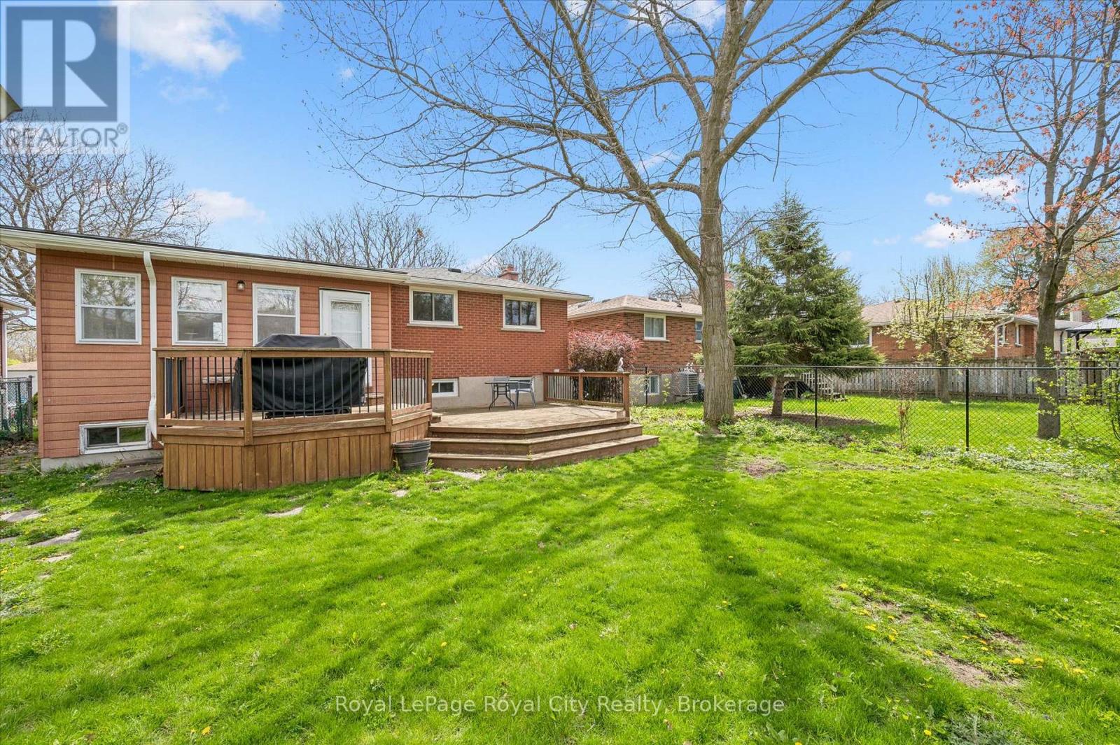 637 Cedargrove Place, Waterloo, Ontario  N2L 4Y8 - Photo 43 - X13144542