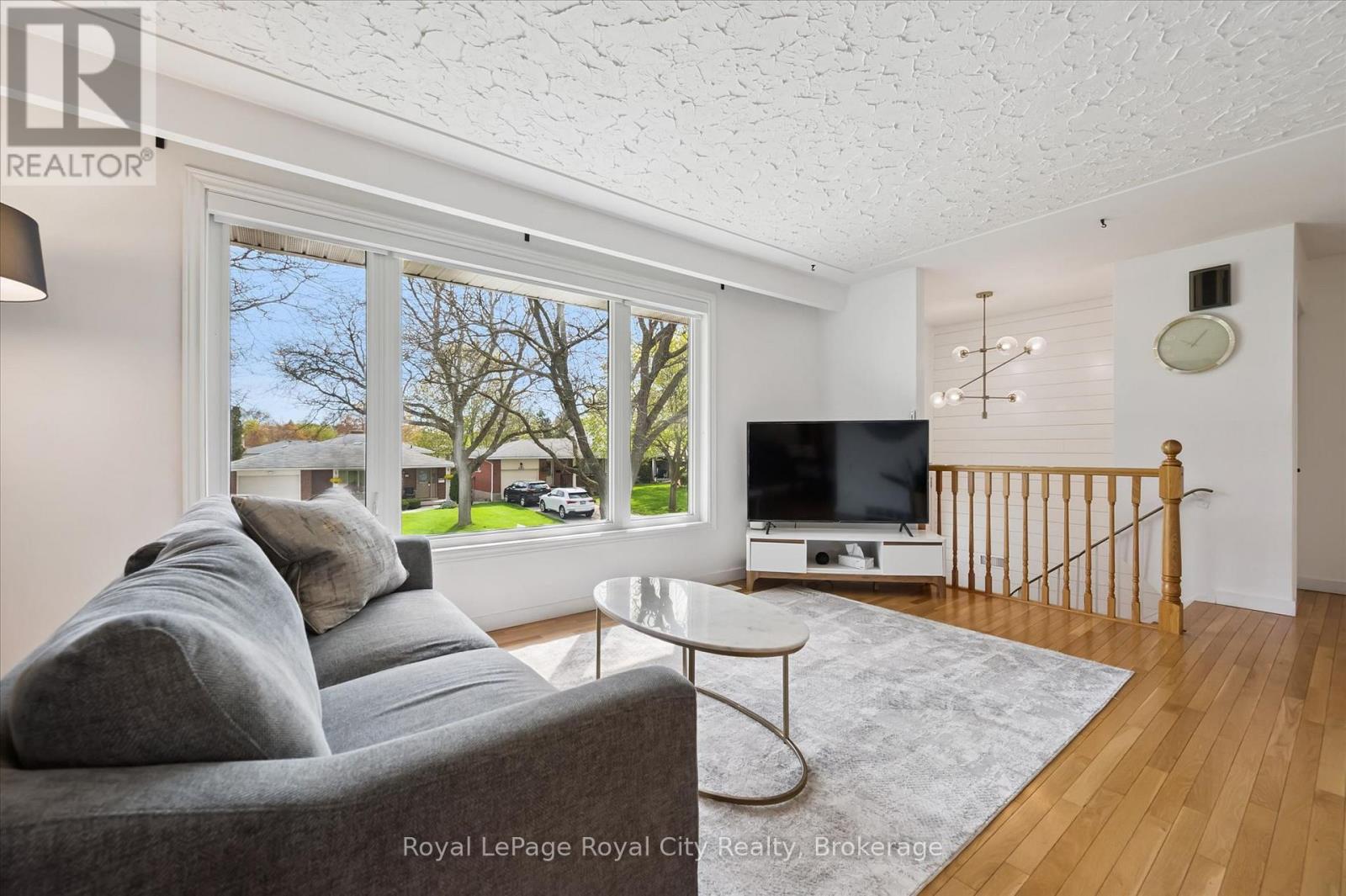 637 Cedargrove Place, Waterloo, Ontario  N2L 4Y8 - Photo 8 - X13144542