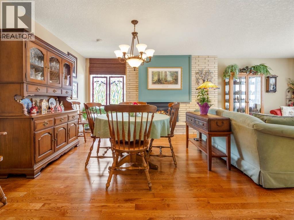 240 3 Avenue E, Cardston, Alberta  T0K 0K0 - Photo 6 - A2296958
