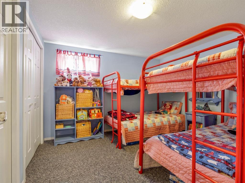 240 3 Avenue E, Cardston, Alberta  T0K 0K0 - Photo 34 - A2296958