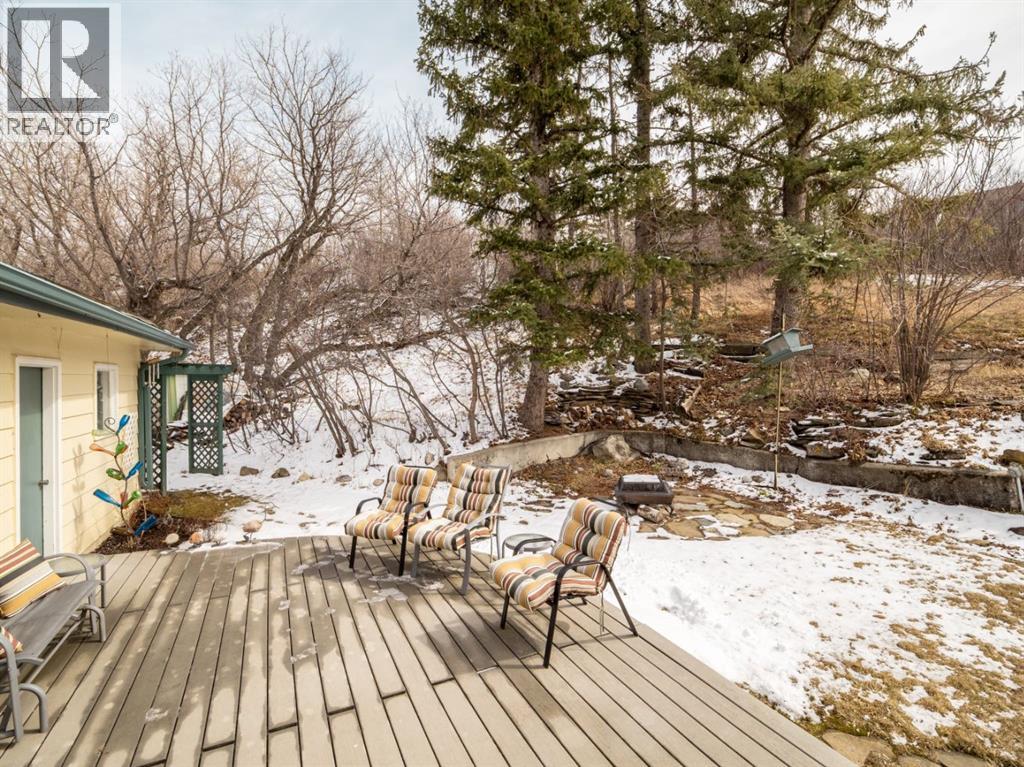 240 3 Avenue E, Cardston, Alberta  T0K 0K0 - Photo 42 - A2296958
