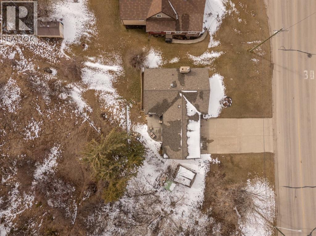 240 3 Avenue E, Cardston, Alberta  T0K 0K0 - Photo 45 - A2296958