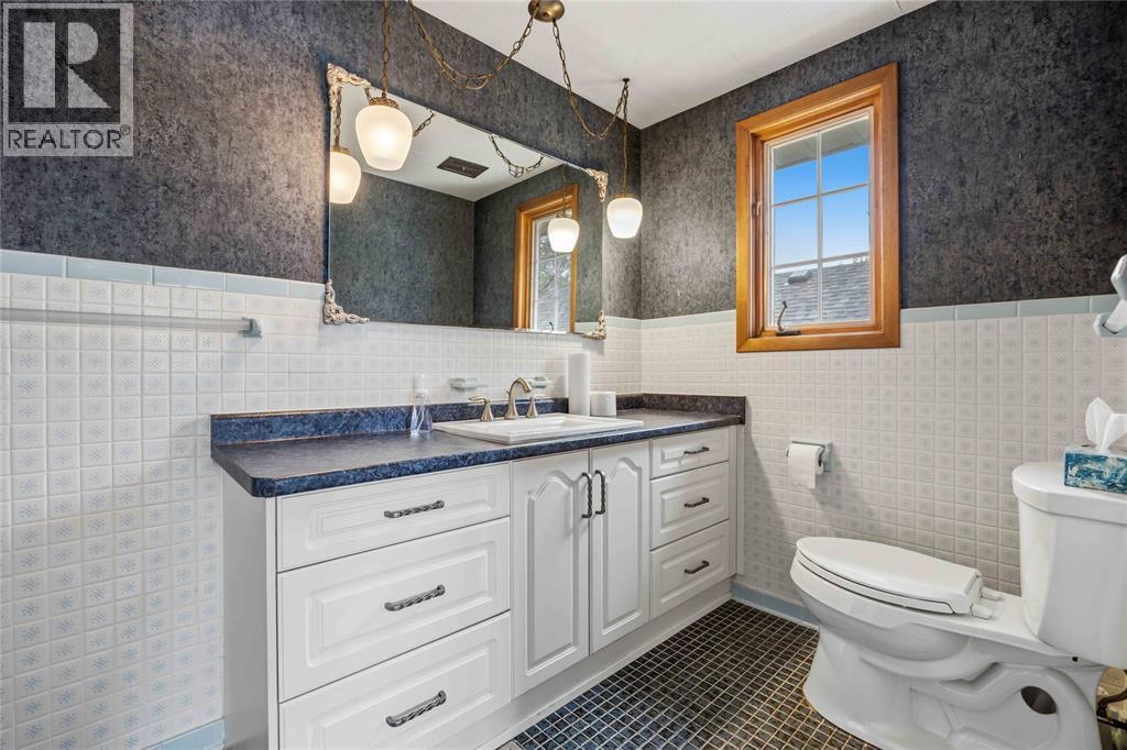 2088 Lakeshore Road, Sarnia, Ontario  N7T 7H6 - Photo 34 - 26011142