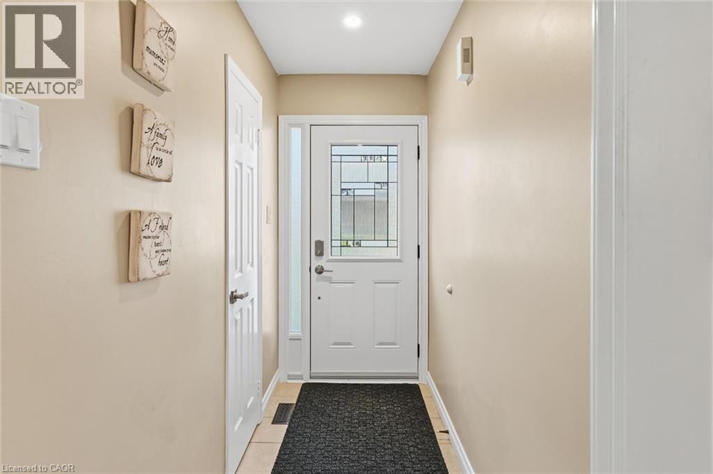 5255 Lakeshore Road Unit# 38, Burlington, Ontario  L7L 5X8 - Photo 4 - 40812449