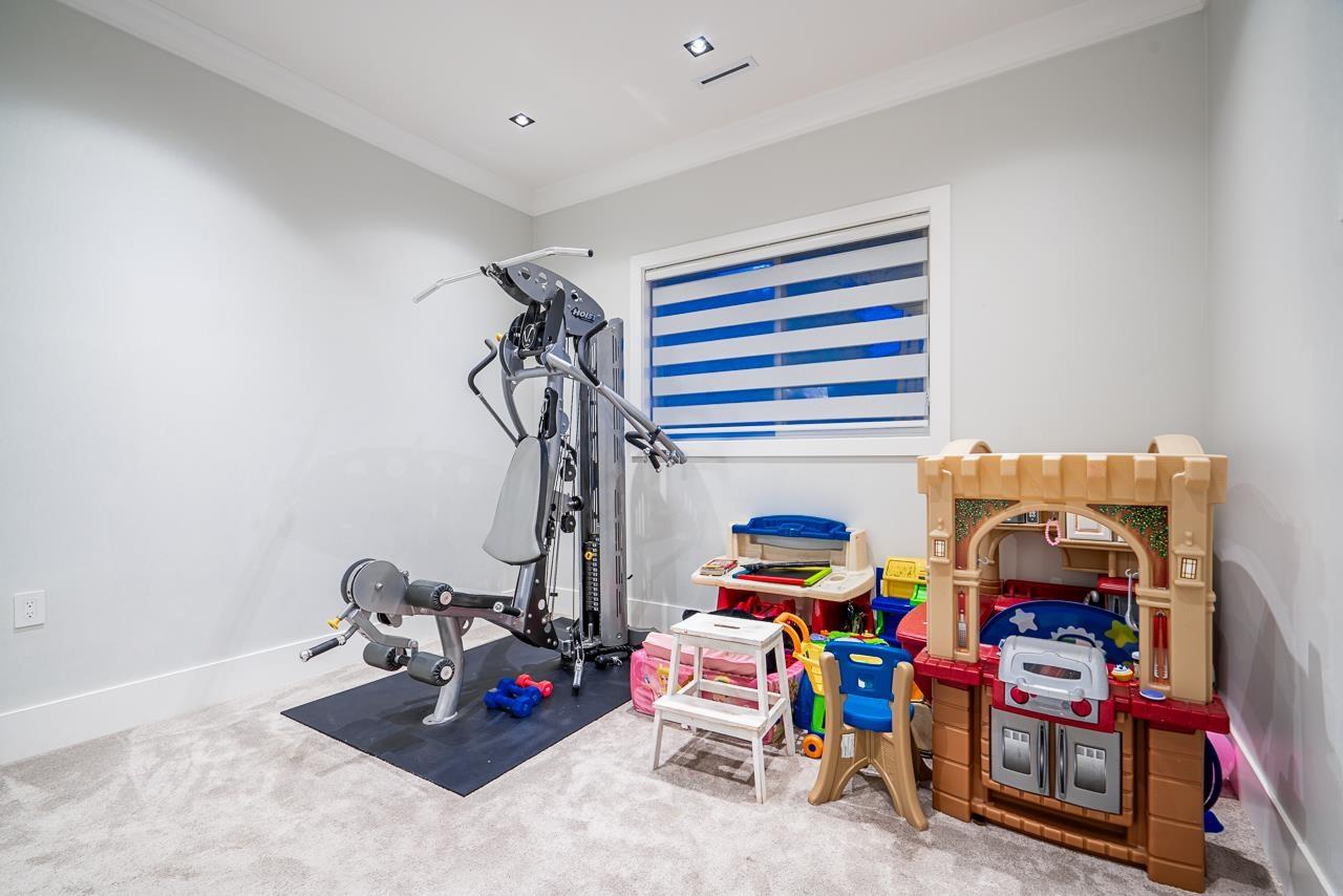 8670 Tunis Place, Surrey, British Columbia  V3S 4Y6 - Photo 18 - R3122193