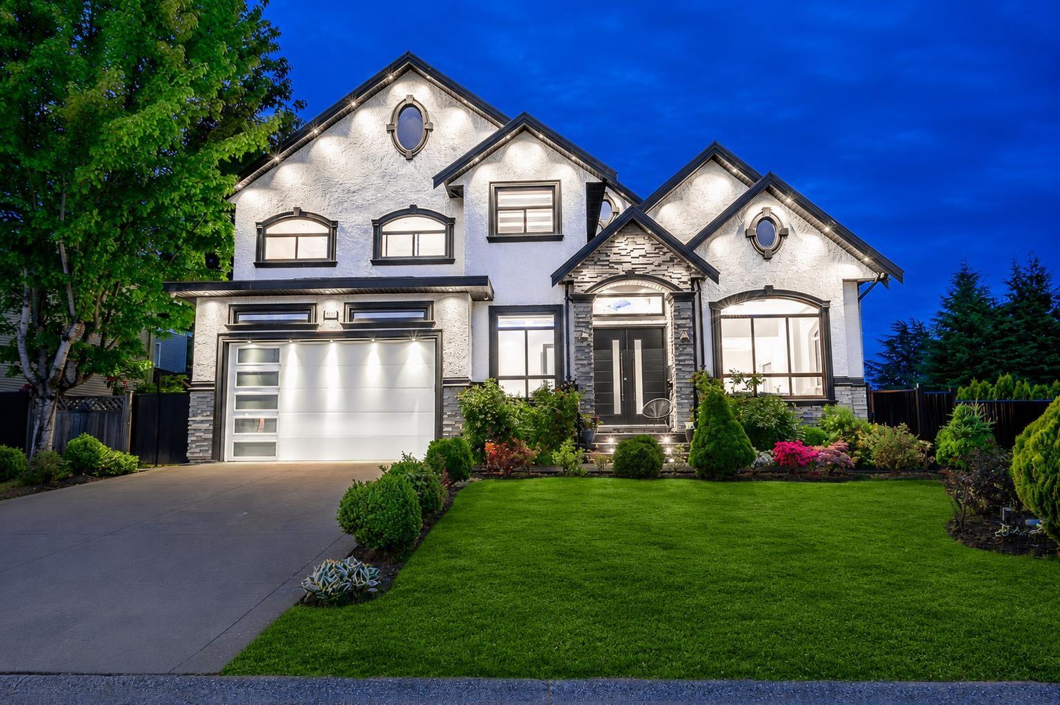 8670 Tunis Place, Surrey, British Columbia  V3S 4Y6 - Photo 1 - R3122193