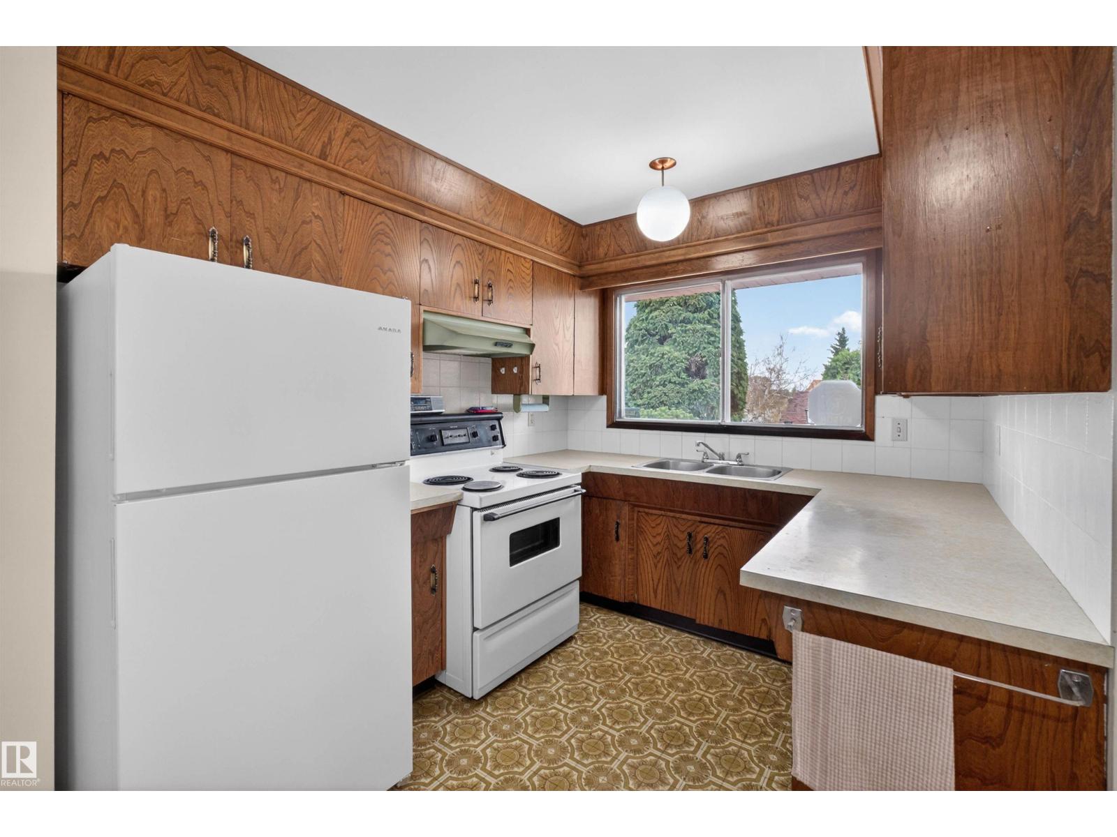 8407 150 Av Nw, Edmonton, Alberta  T5E 1B9 - Photo 10 - E4488571
