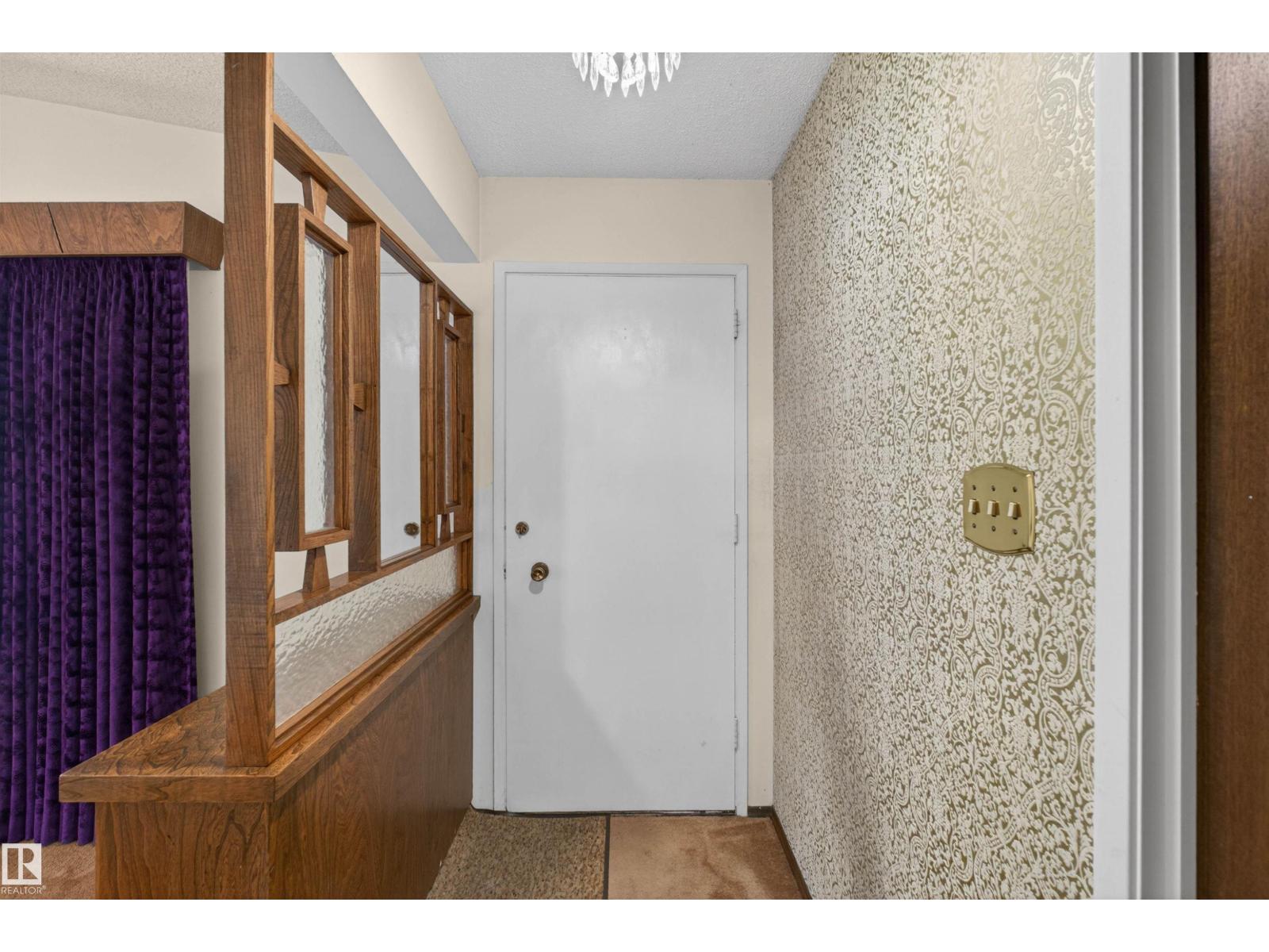 8407 150 Av Nw, Edmonton, Alberta  T5E 1B9 - Photo 4 - E4488571