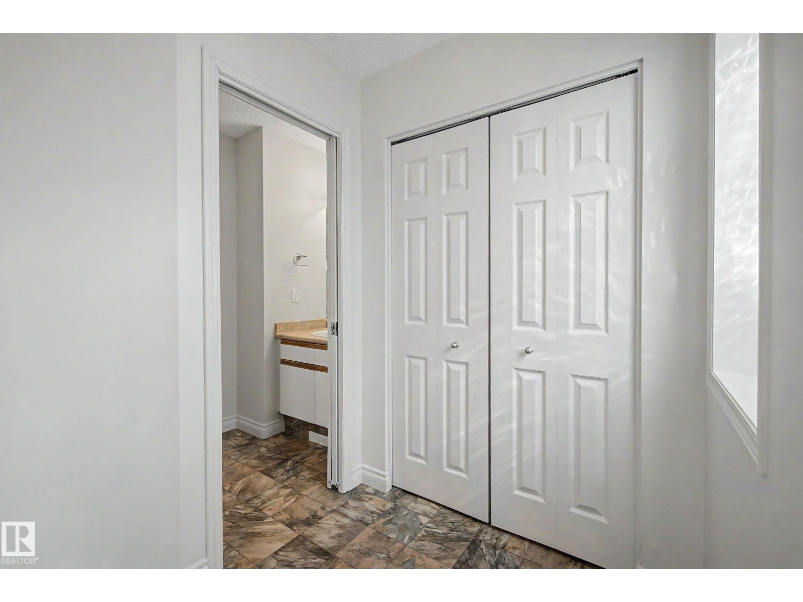 16211 55a St Nw, Edmonton, Alberta  T5Y 2V1 - Photo 11 - E4488572