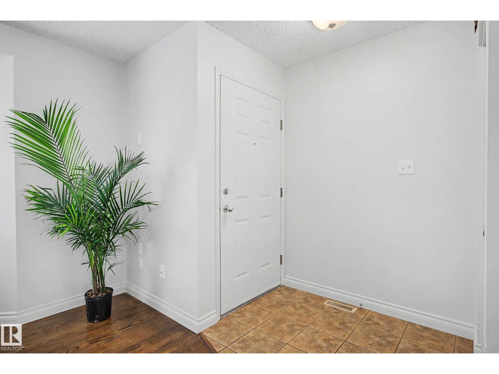 16211 55a St Nw, Edmonton, Alberta  T5Y 2V1 - Photo 13 - E4488572