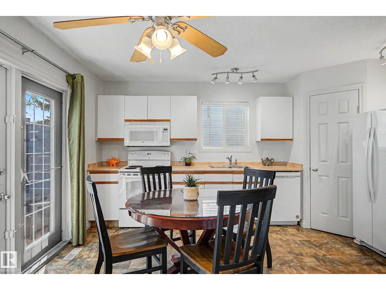 16211 55a St Nw, Edmonton, Alberta  T5Y 2V1 - Photo 6 - E4488572