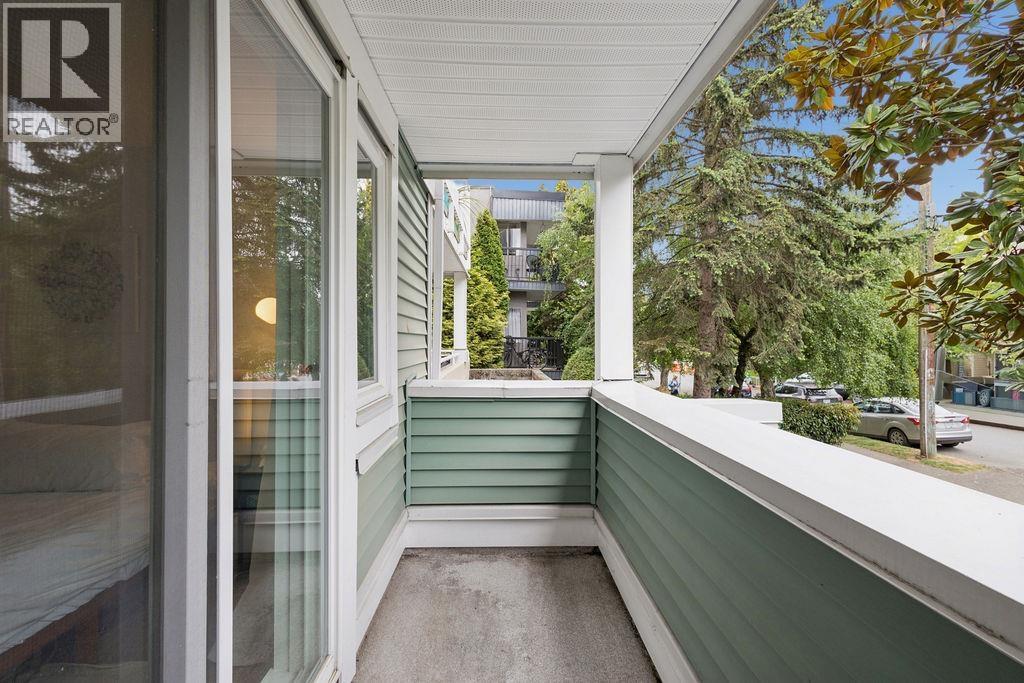 2 1949 W 8th Avenue, Vancouver, British Columbia  V6J 1W2 - Photo 17 - R3124752
