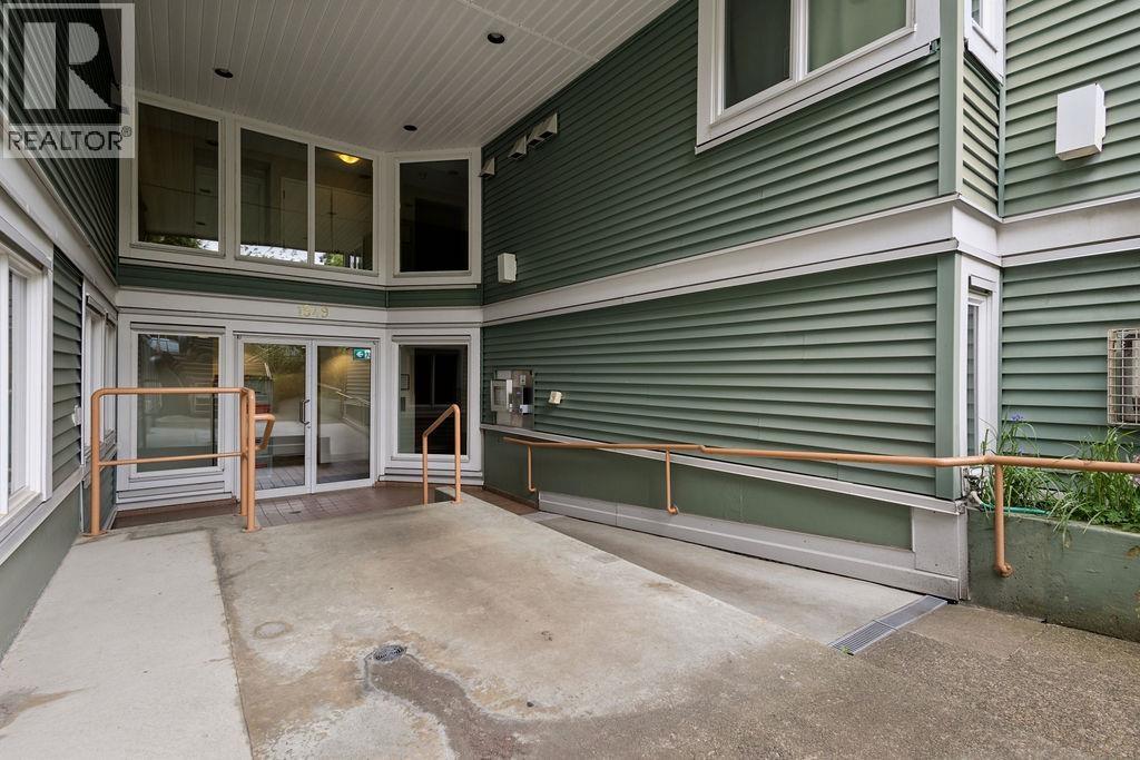 2 1949 W 8th Avenue, Vancouver, British Columbia  V6J 1W2 - Photo 29 - R3124752