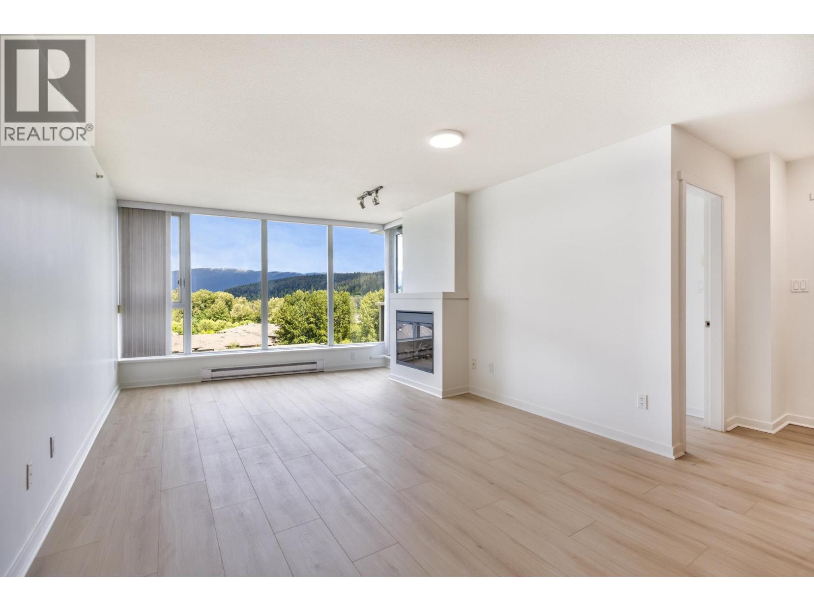 1105 651 Nootka Way, Port Moody, British Columbia  V3H 0A1 - Photo 4 - R3124756