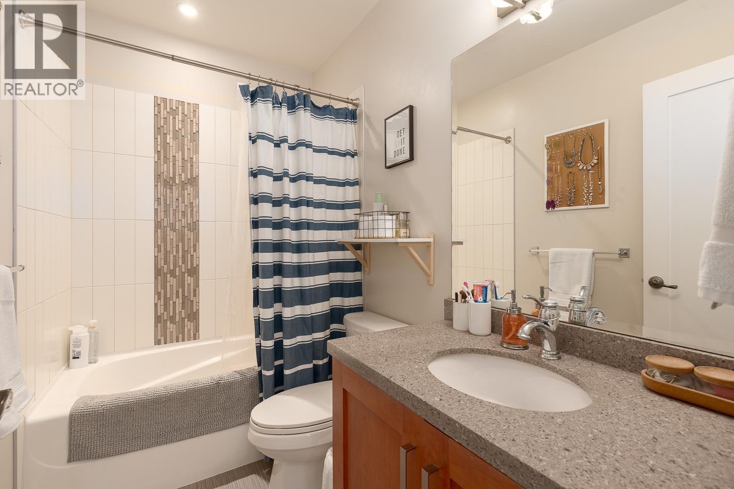 1077 Salsbury Drive, Vancouver, British Columbia  V5L 4A6 - Photo 37 - R3124761
