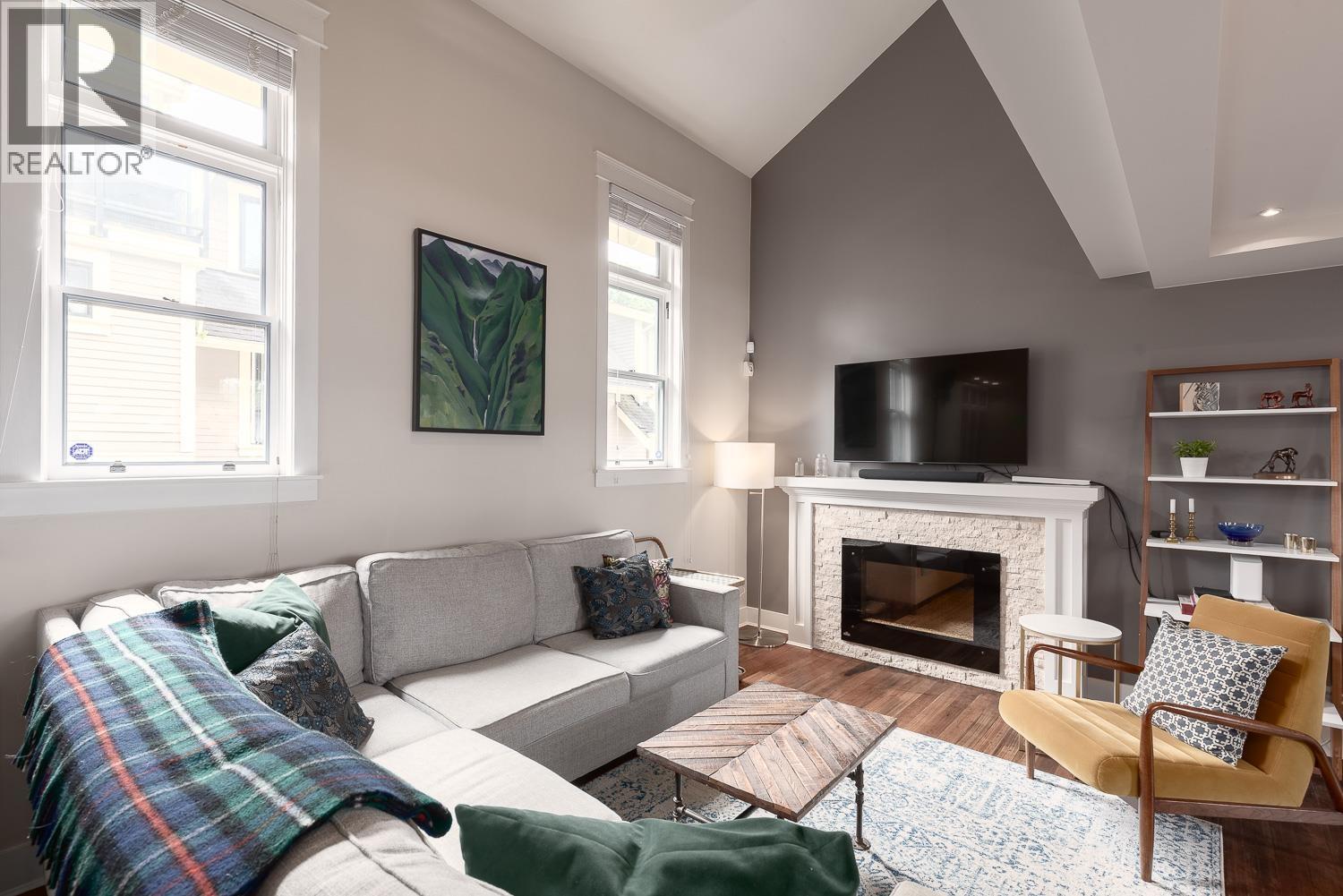 1077 Salsbury Drive, Vancouver, British Columbia  V5L 4A6 - Photo 6 - R3124761