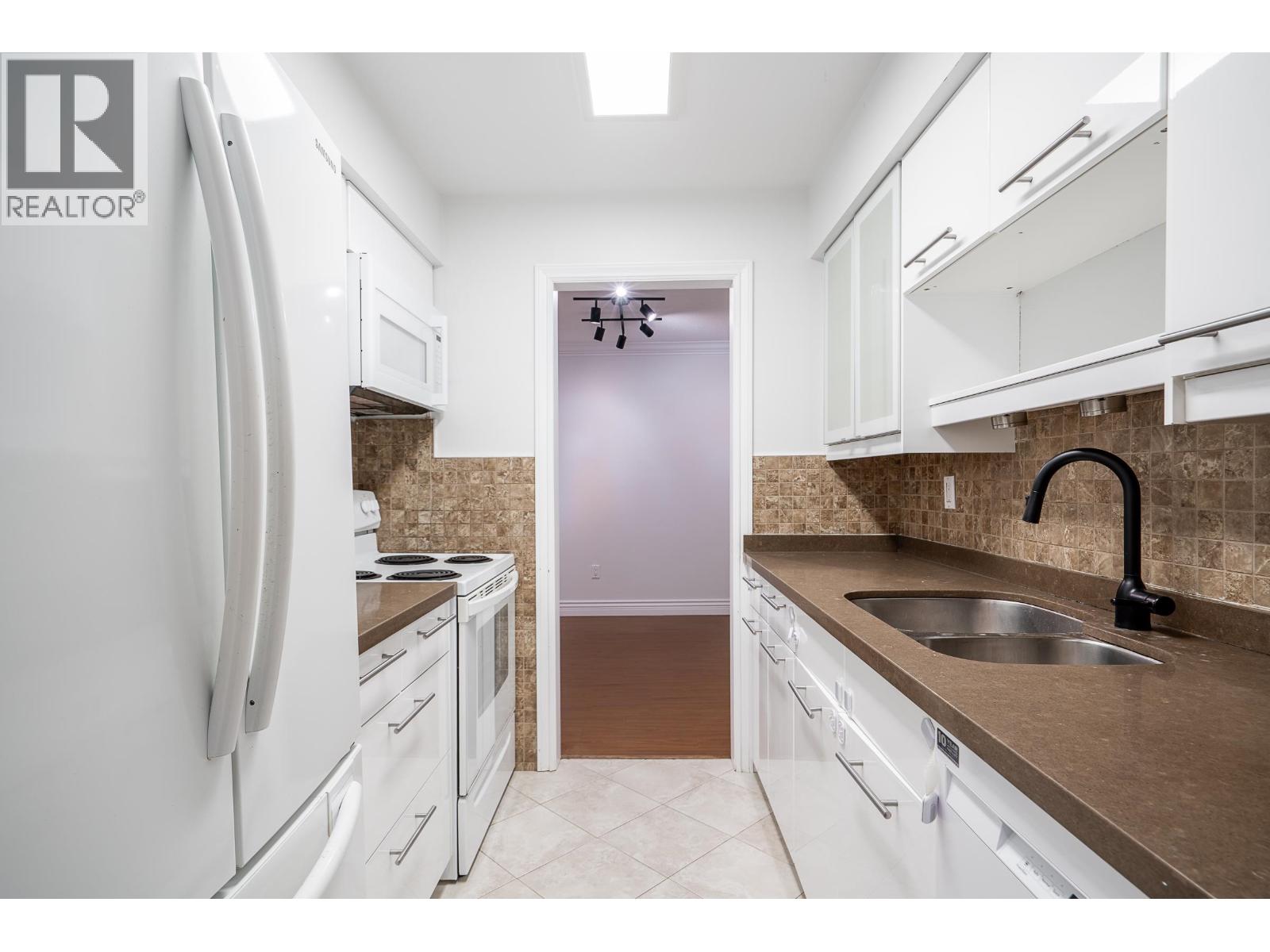 301 2320 W 40th Avenue, Vancouver, British Columbia  V6M 4H6 - Photo 11 - R3124769