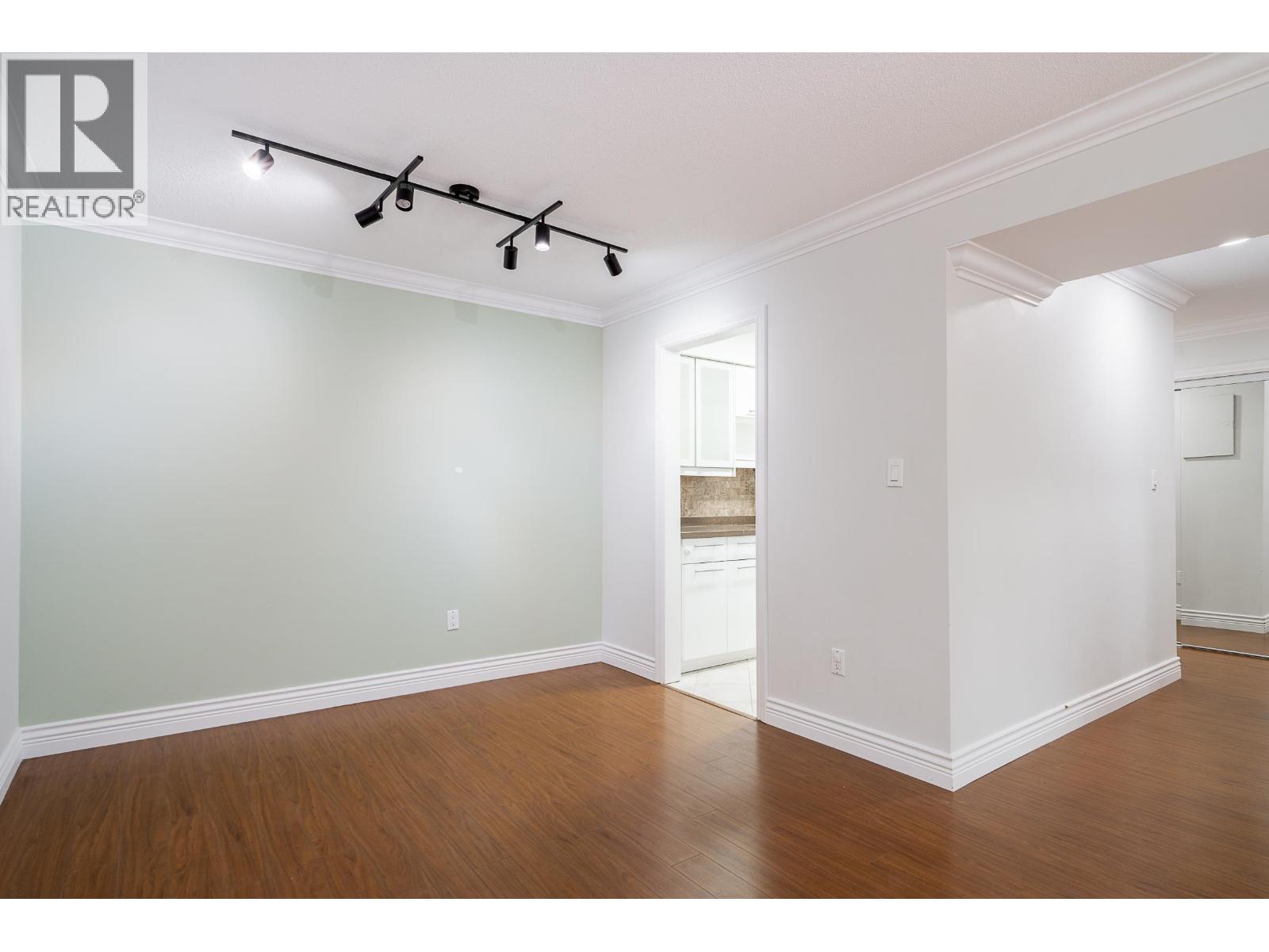 301 2320 W 40th Avenue, Vancouver, British Columbia  V6M 4H6 - Photo 8 - R3124769