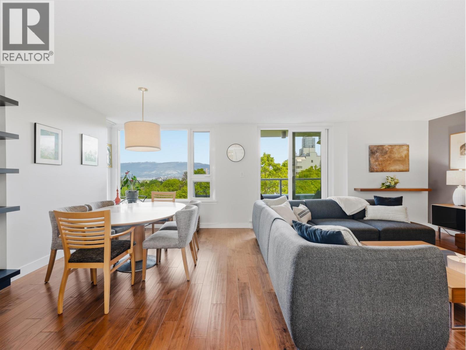 901 1566 W 13th Avenue, Vancouver, British Columbia  V6J 2G4 - Photo 1 - R3124773
