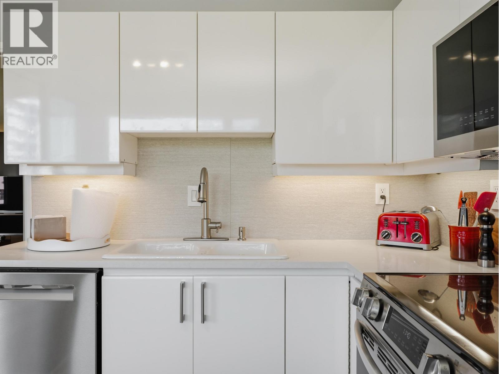 901 1566 W 13th Avenue, Vancouver, British Columbia  V6J 2G4 - Photo 13 - R3124773