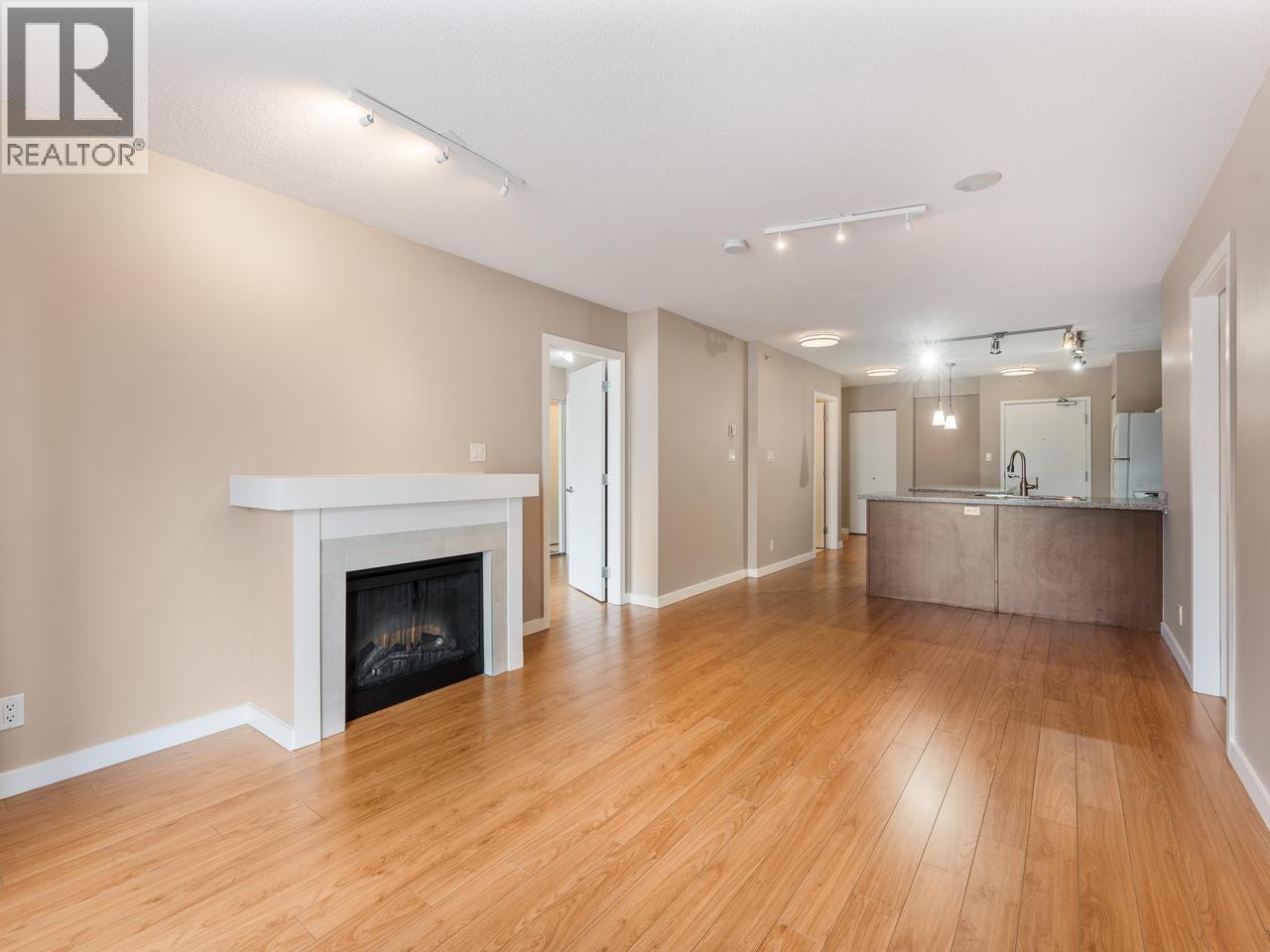 1211 1178 Heffley Crescent, Coquitlam, British Columbia  V3B 0A7 - Photo 3 - R3124776