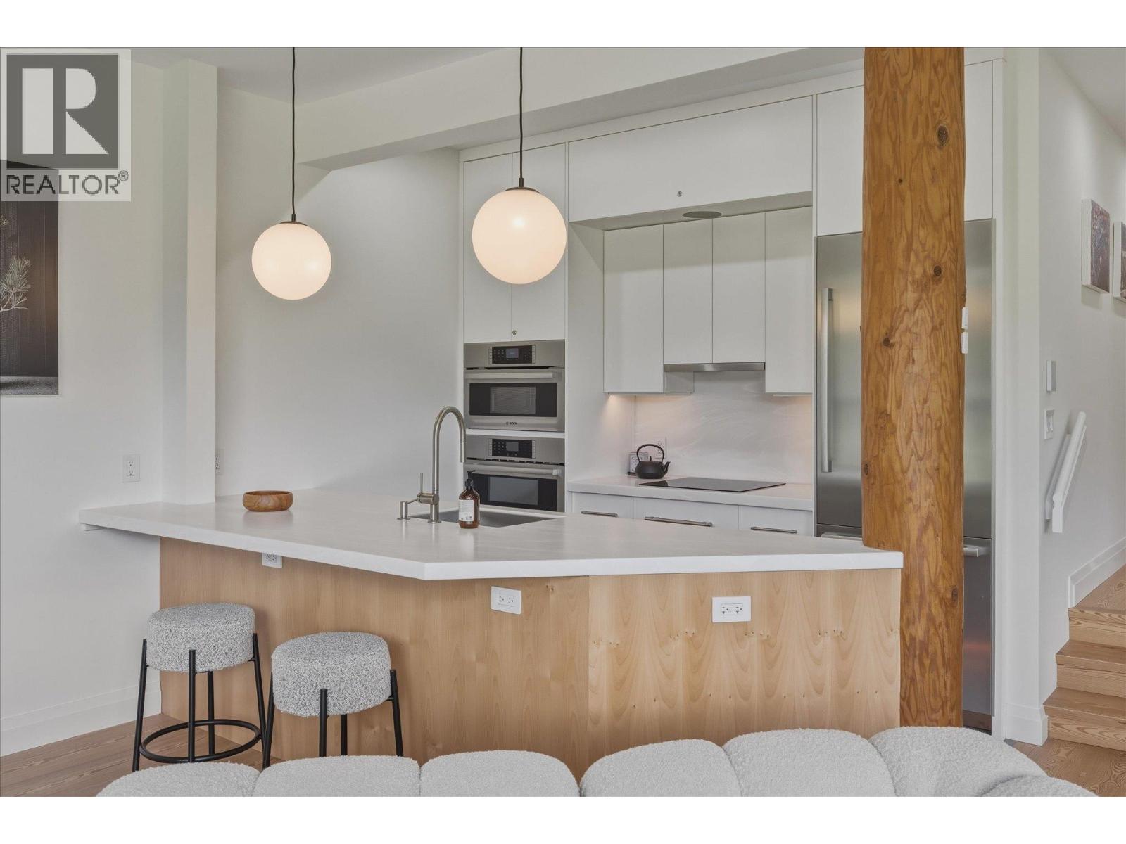 5 4644 Blackcomb Way, Whistler, British Columbia  V8E 0H2 - Photo 12 - R3124796