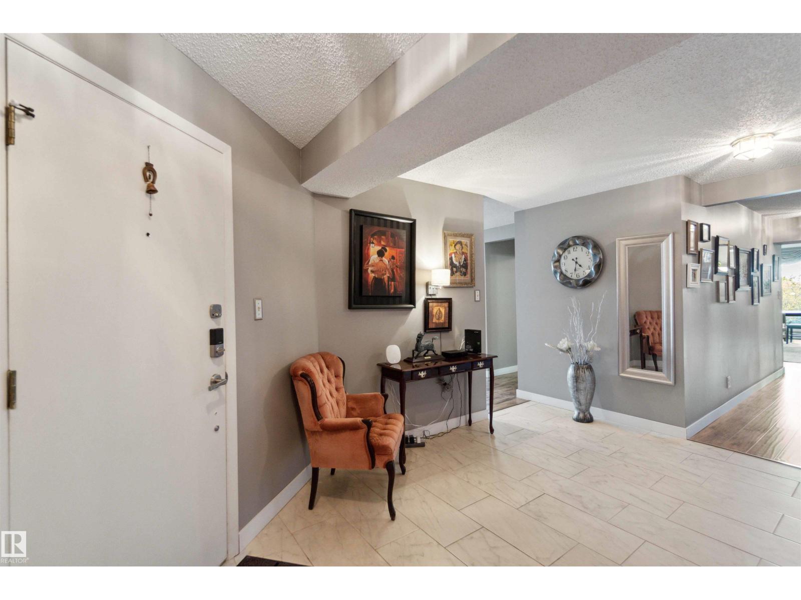 #305 8707 107 St Nw, Edmonton, Alberta  T6E 5J5 - Photo 3 - E4471193