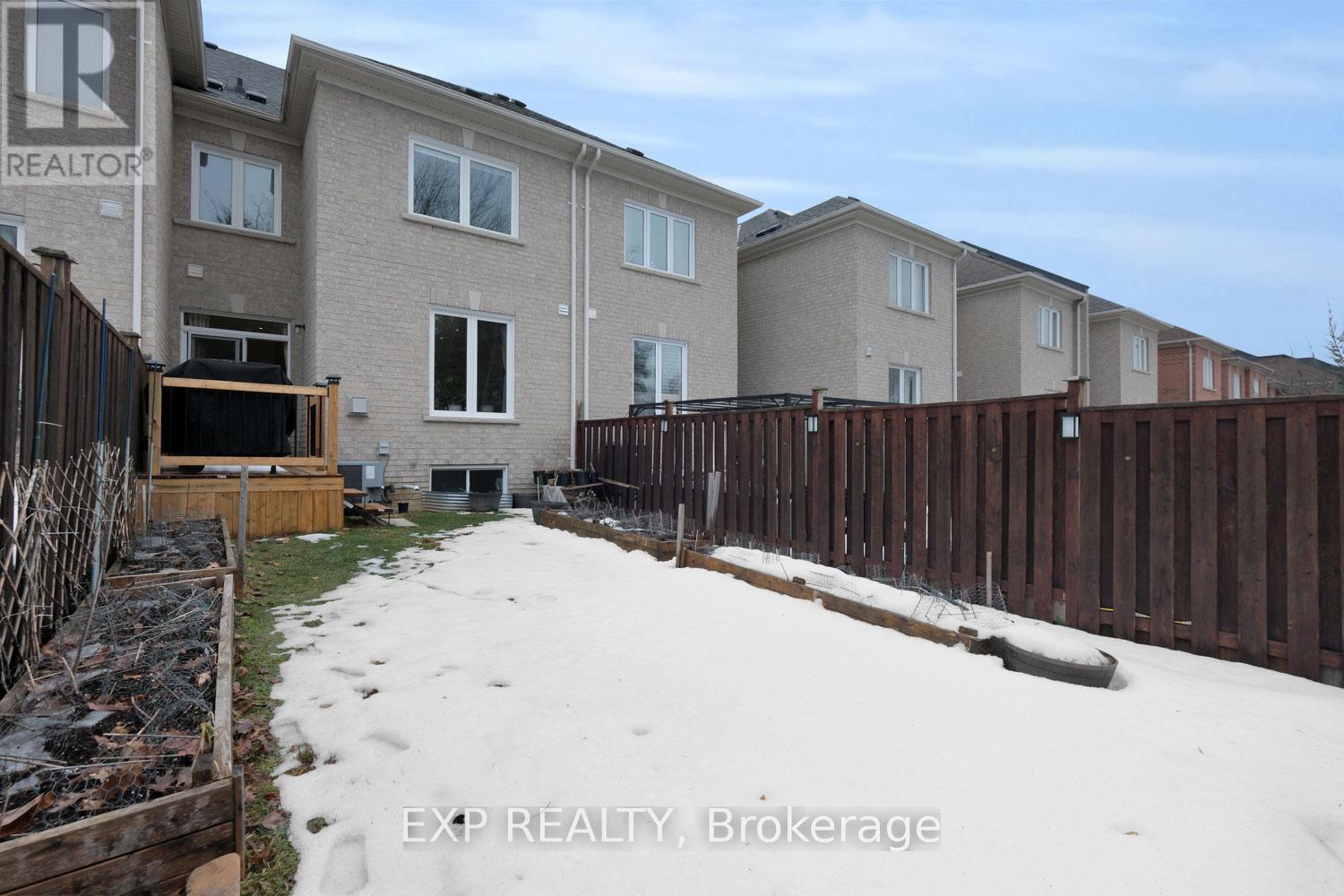 24 Williams Street, Markham, Ontario  L6C 0C2 - Photo 23 - N12944186