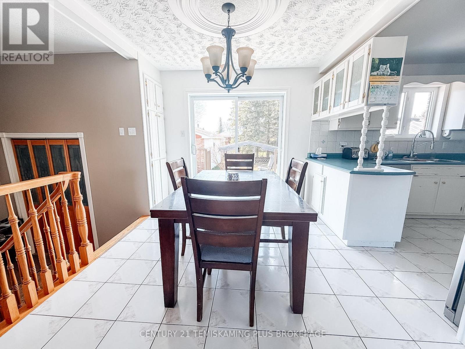 45 Twelfth Street E, Armstrong, Ontario  P0J 1E0 - Photo 13 - T13144480