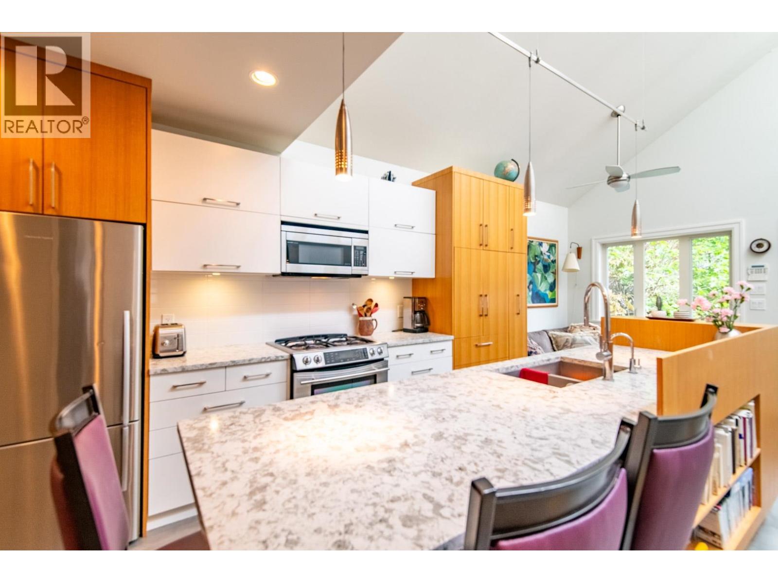 412 W 21st Avenue, Vancouver, British Columbia  V5Y 2E7 - Photo 10 - R3124808
