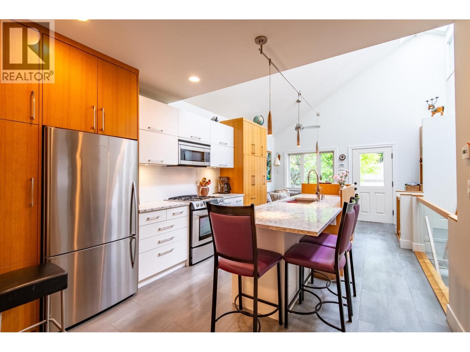 412 W 21st Avenue, Vancouver, British Columbia  V5Y 2E7 - Photo 9 - R3124808