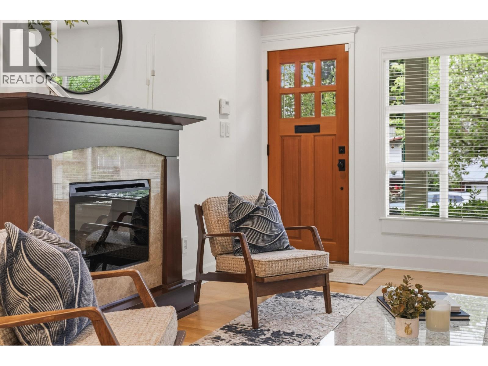 4467 St. George Street, Vancouver, British Columbia  V5V 4A5 - Photo 3 - R3124831