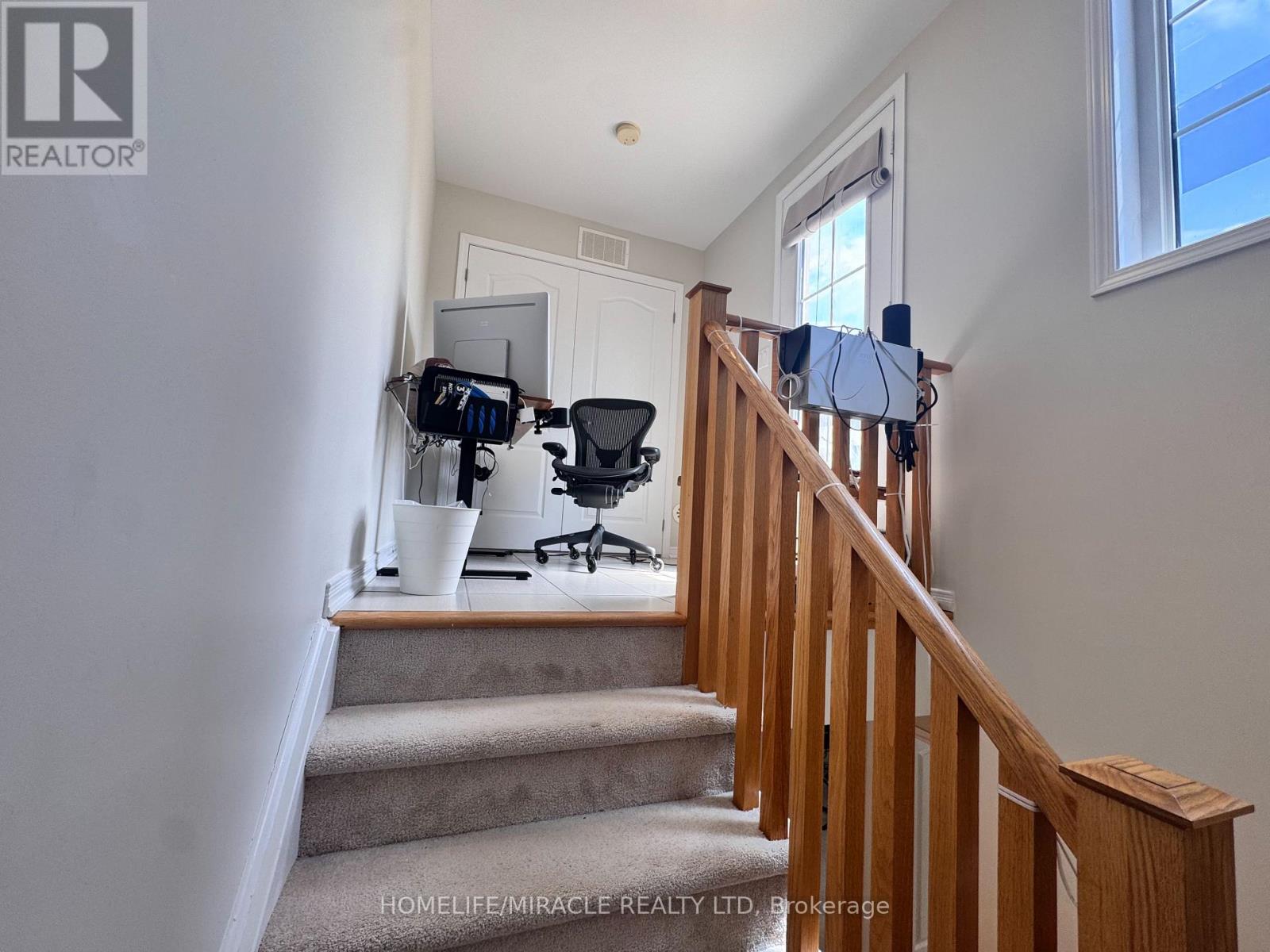16 - 2441 Greenwich Drive, Oakville, Ontario  L6M 0S3 - Photo 29 - W12988928