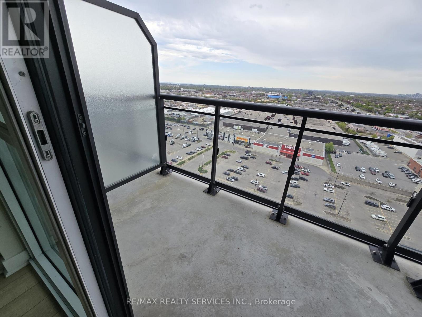 1506 - 3975 Grand Park Drive, Mississauga, Ontario  L5B 0K4 - Photo 3 - W13143860