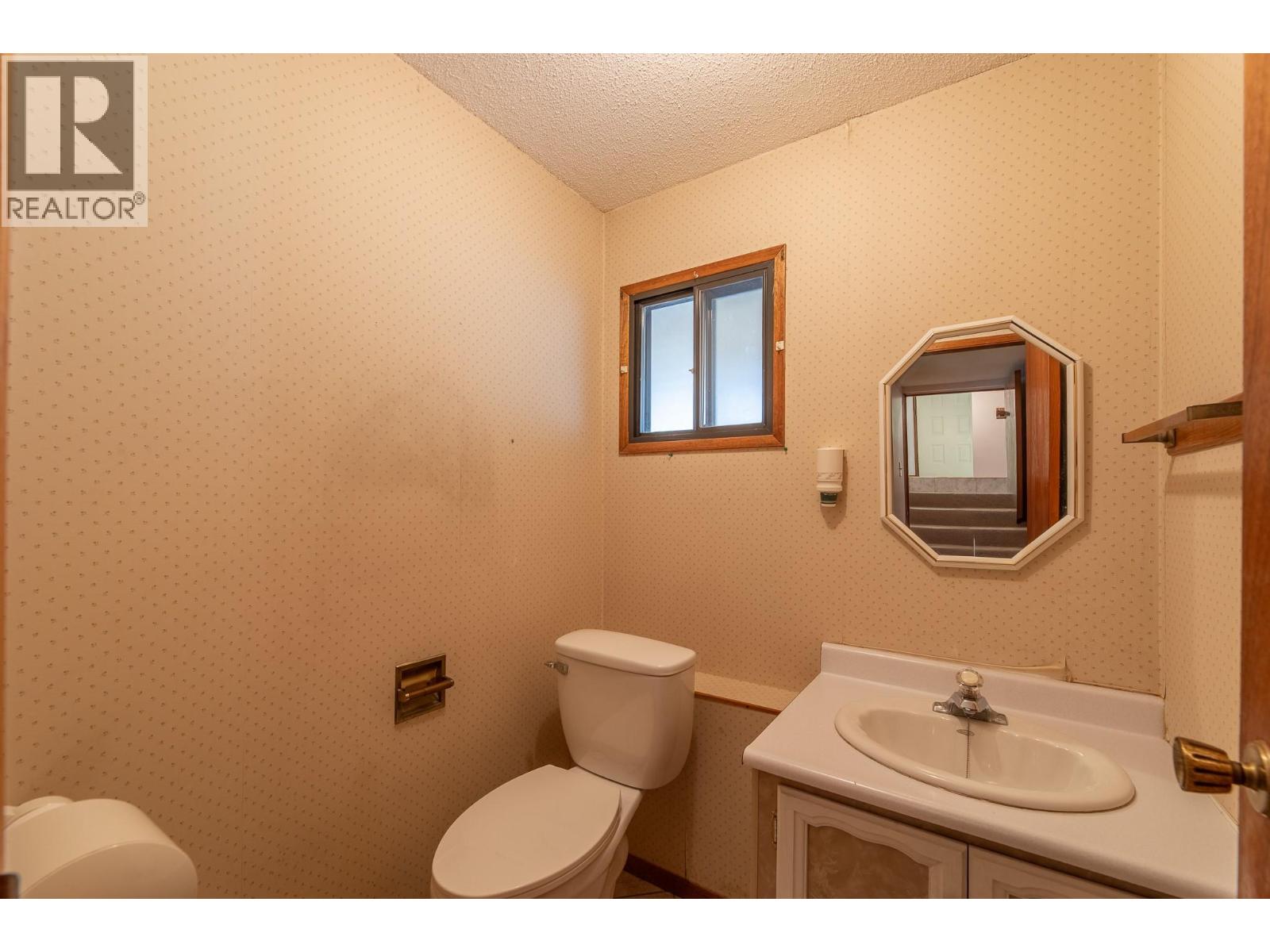 12608 Ganzeveld Avenue, Summerland, British Columbia  V0H 1Z8 - Photo 18 - 10387762