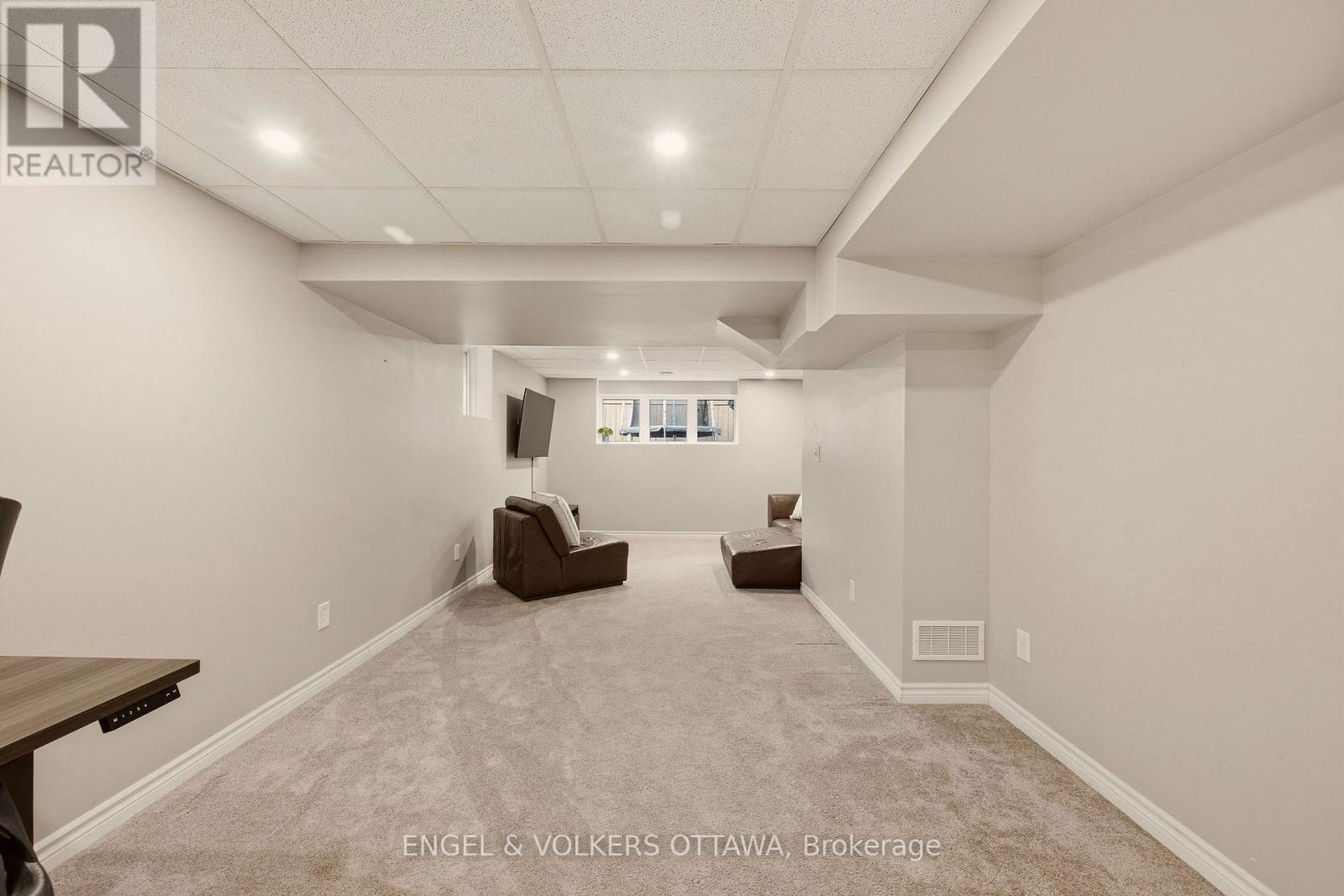 413 Montserrat Street, Ottawa, Ontario  K2S 0L6 - Photo 40 - X13144446