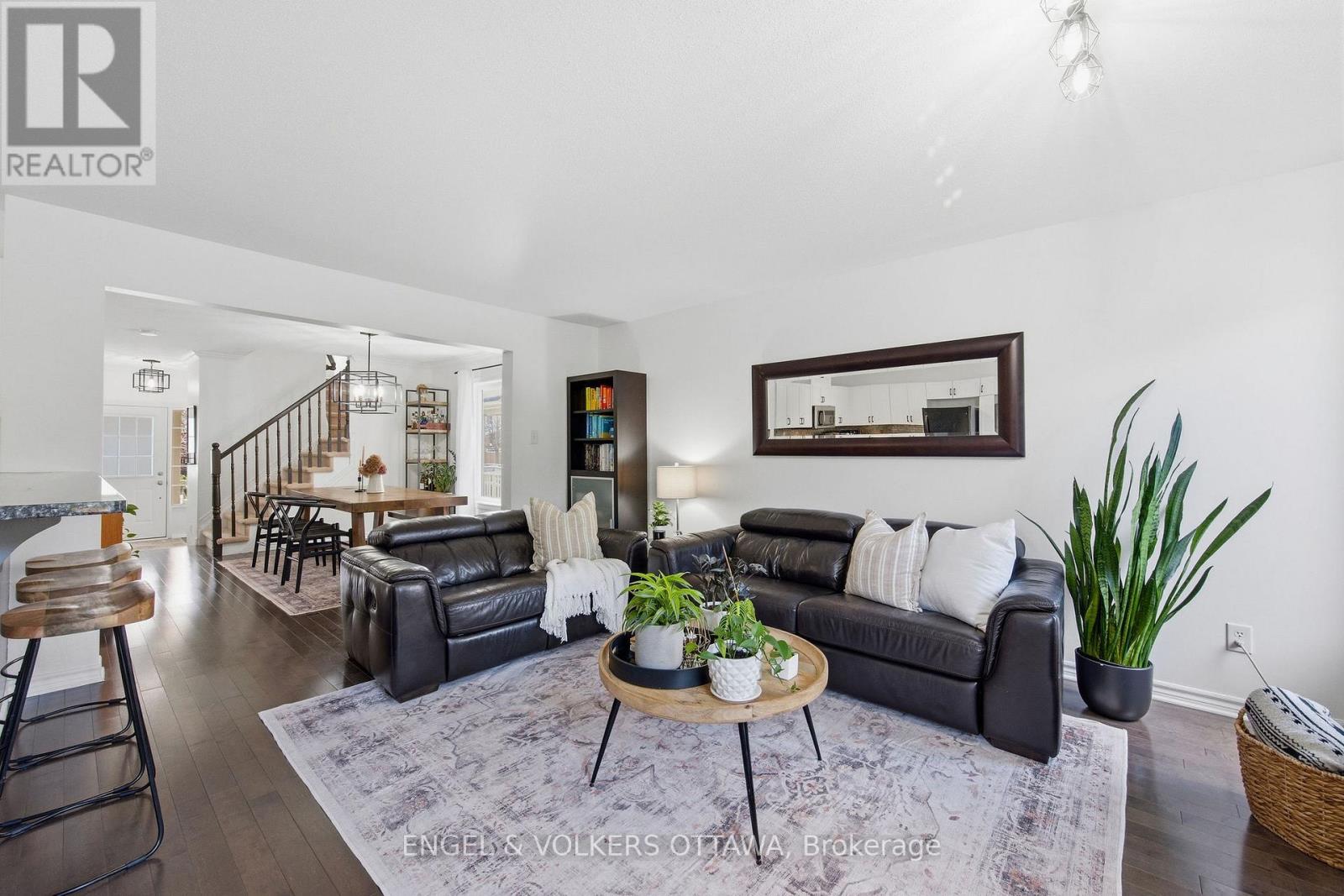 413 Montserrat Street, Ottawa, Ontario  K2S 0L6 - Photo 9 - X13144446