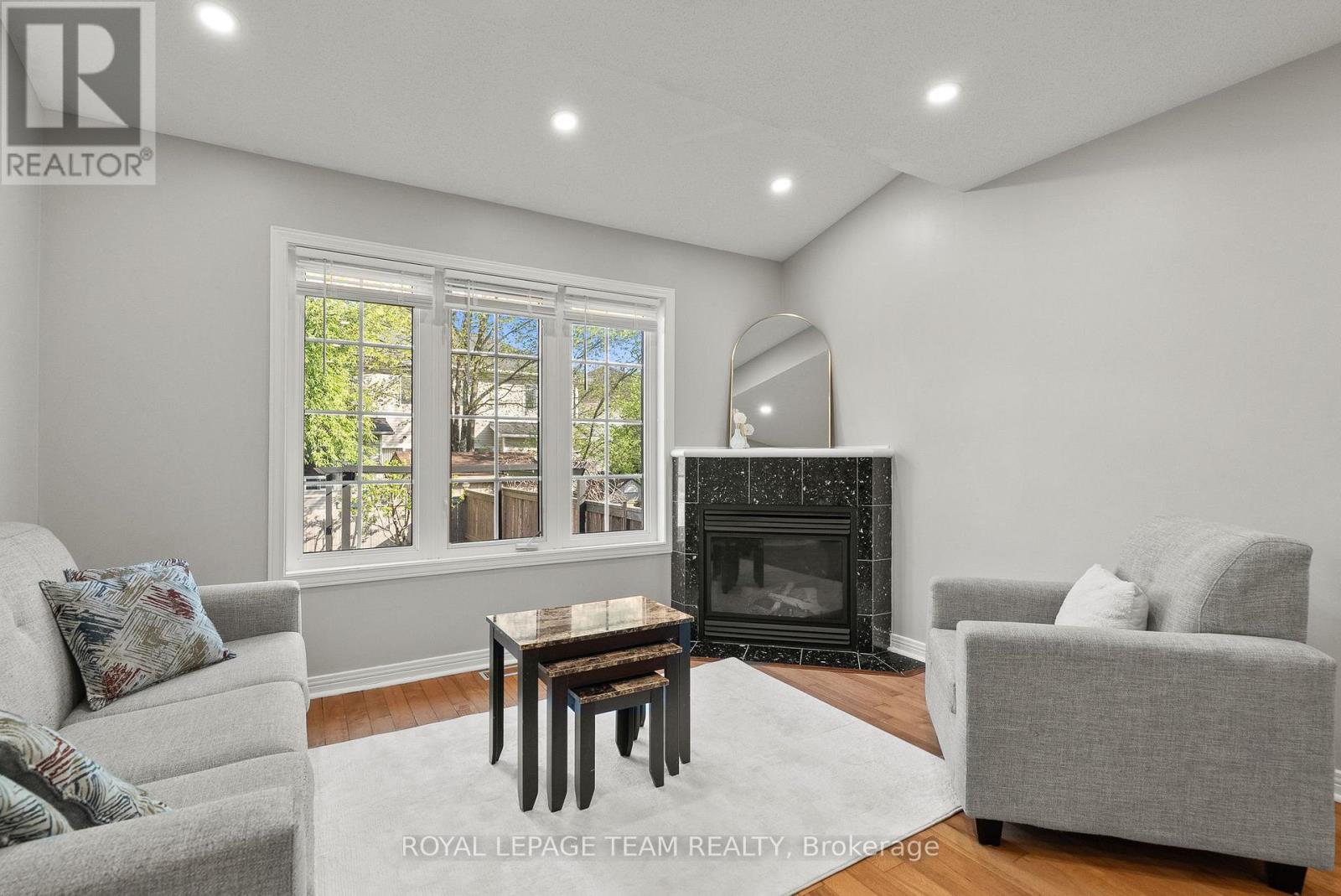 40 Milner Downs Crescent, Ottawa, Ontario  K2M 2S5 - Photo 11 - X13144526