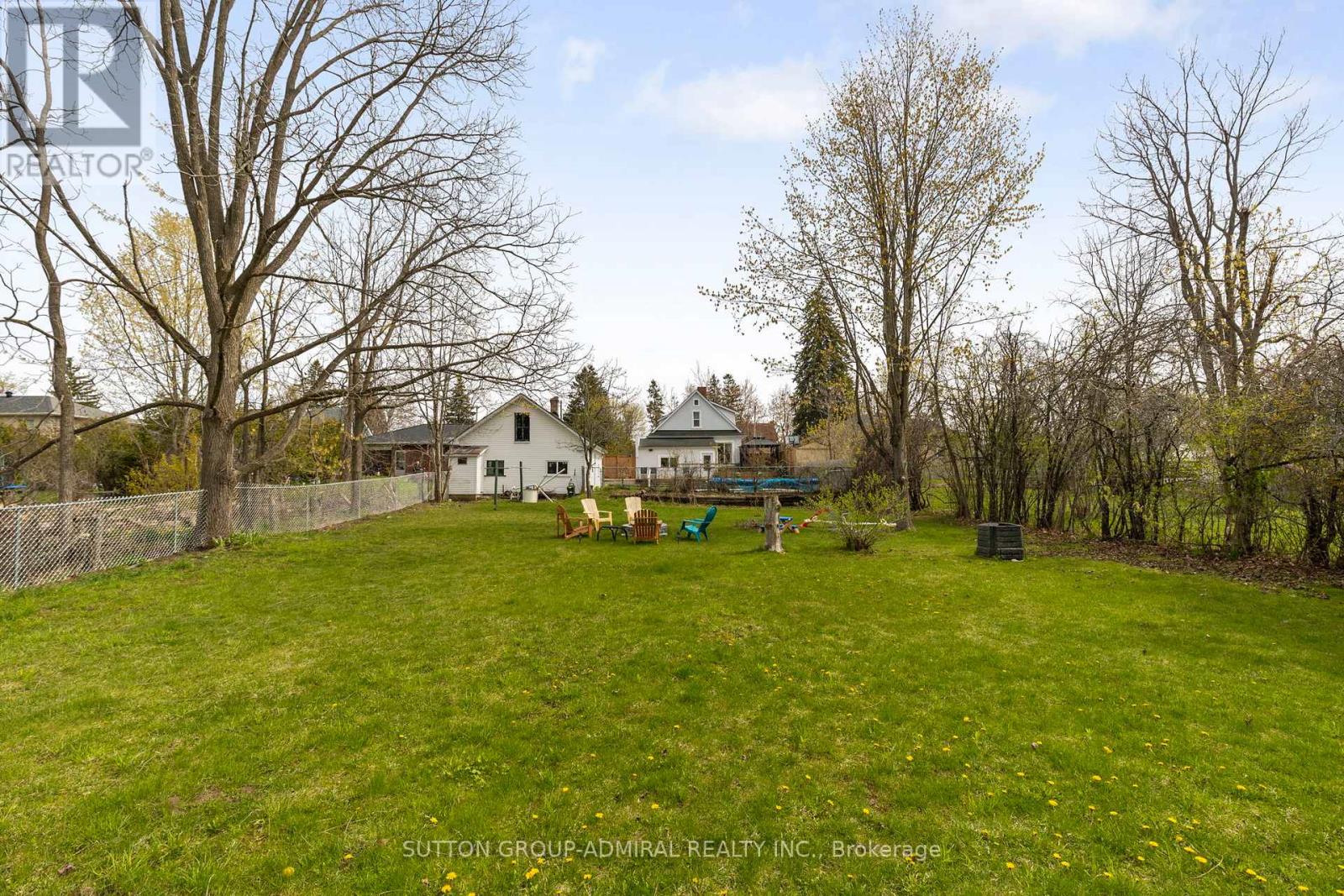 8 South Street W, Orillia, Ontario  L3V 3S9 - Photo 11 - S13130062