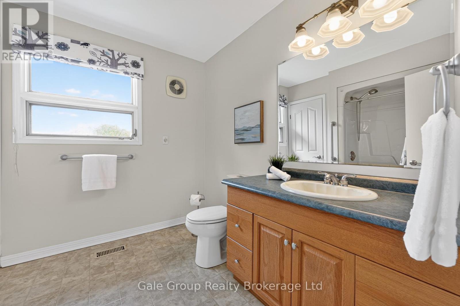 1 Summit Crescent, Woodstock, Ontario  N4S 7W2 - Photo 32 - X13144416