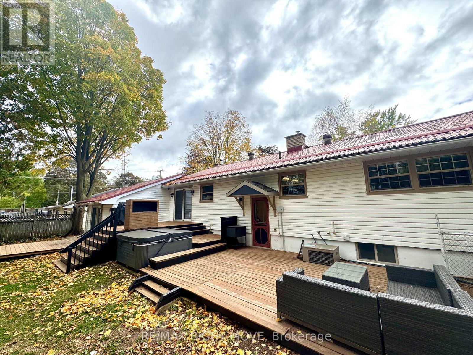 234 Oak Street, Clearview, Ontario  L0M 1S0 - Photo 38 - S13142562