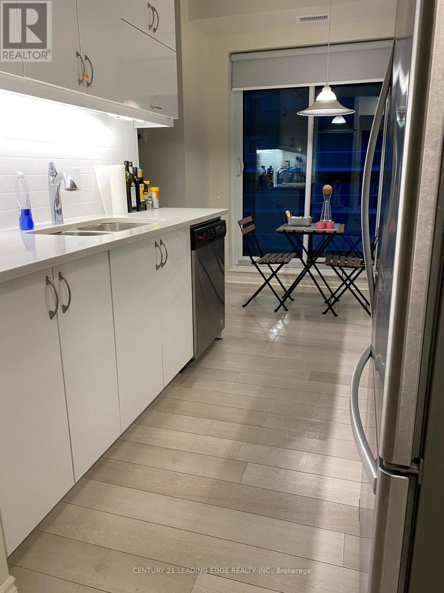 1016 - 39 Annie Craig Drive, Toronto, Ontario  M8V 0H1 - Photo 6 - W13144254