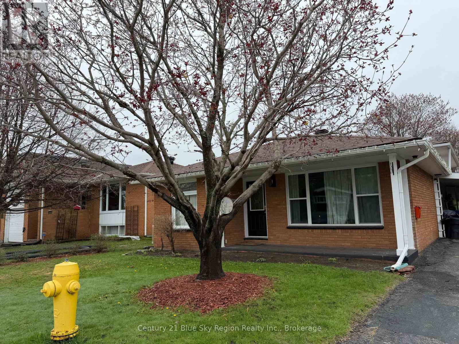 14 Marshall Park Drive, North Bay, Ontario  P1A 3L1 - Photo 3 - X13144572
